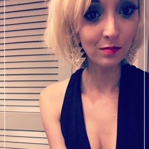 Meet your Posher, Renee